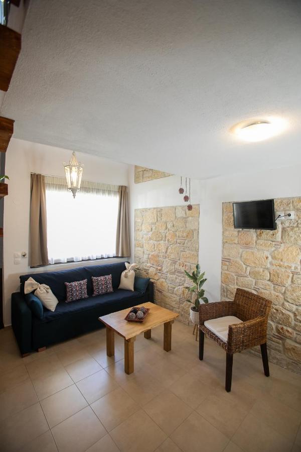 Agrielia Apartments Pefkochori Exterior photo
