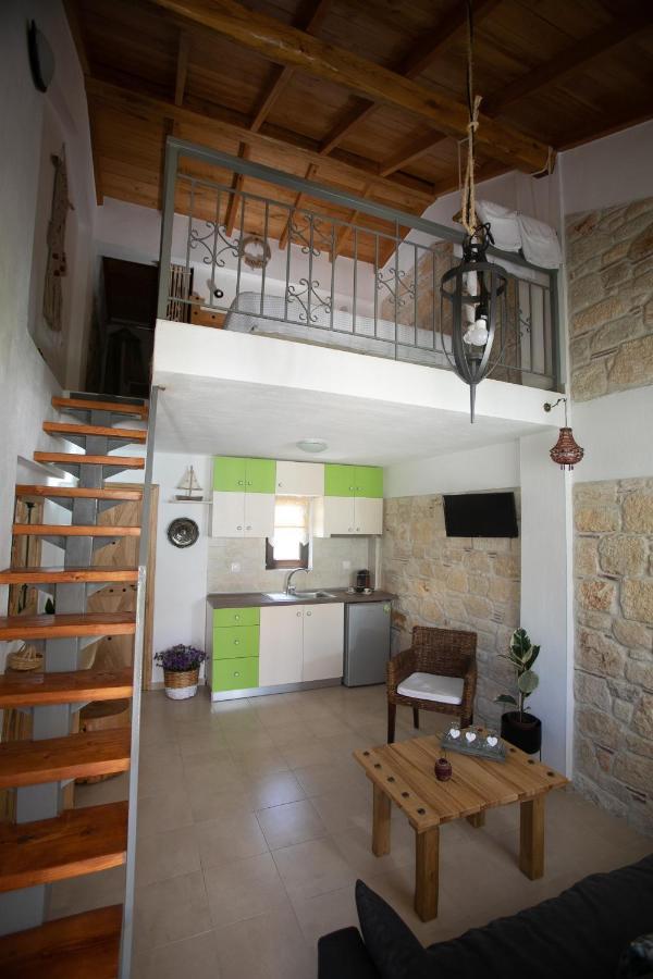 Agrielia Apartments Pefkochori Exterior photo