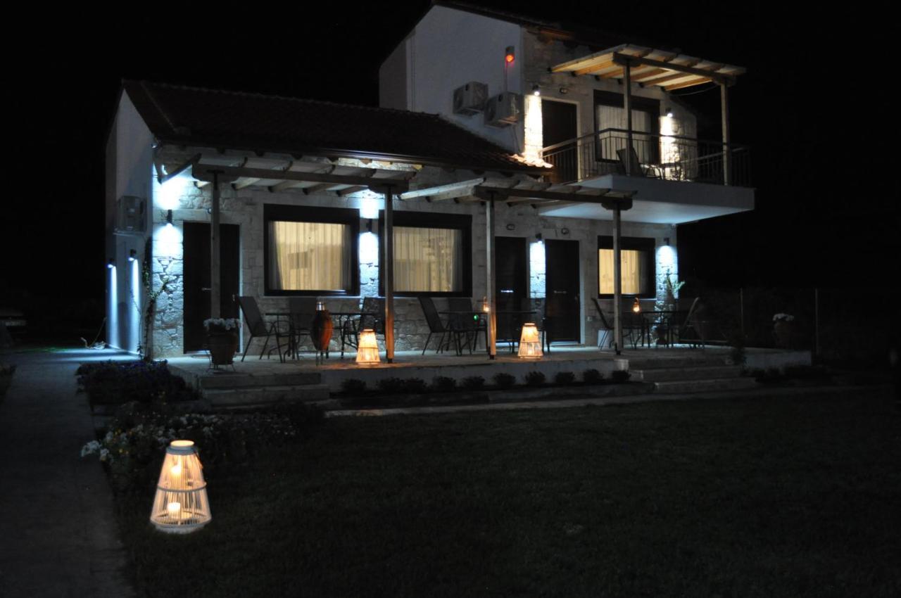 Agrielia Apartments Pefkochori Exterior photo