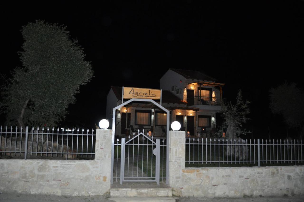 Agrielia Apartments Pefkochori Exterior photo